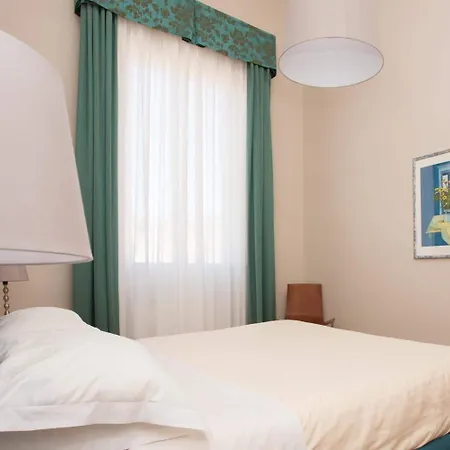 Palazzo Alfani - Residenza D'epoca Отель Флоренция