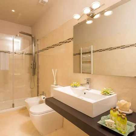 Palazzo Alfani - Residenza D'epoca 3*